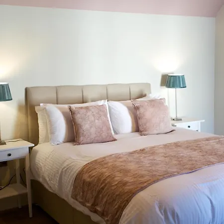 No 1 St George's Terrace. Carrick on Shannon