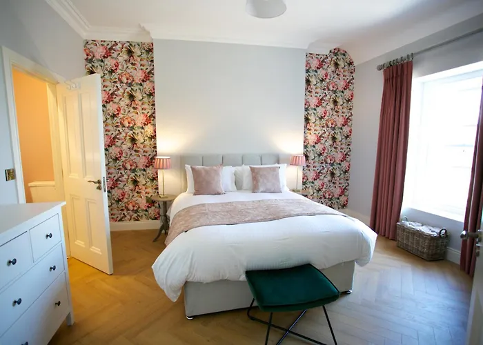 No 1 St George's Terrace. Feriehus Carrick on Shannon