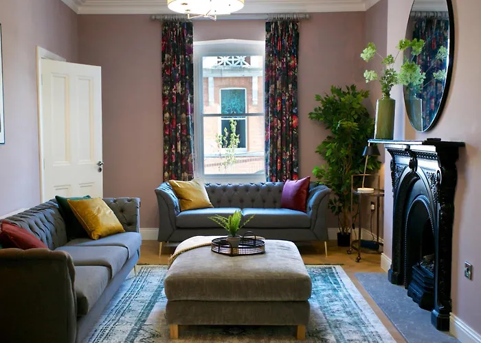 No 1 St George's Terrace. * Carrick on Shannon